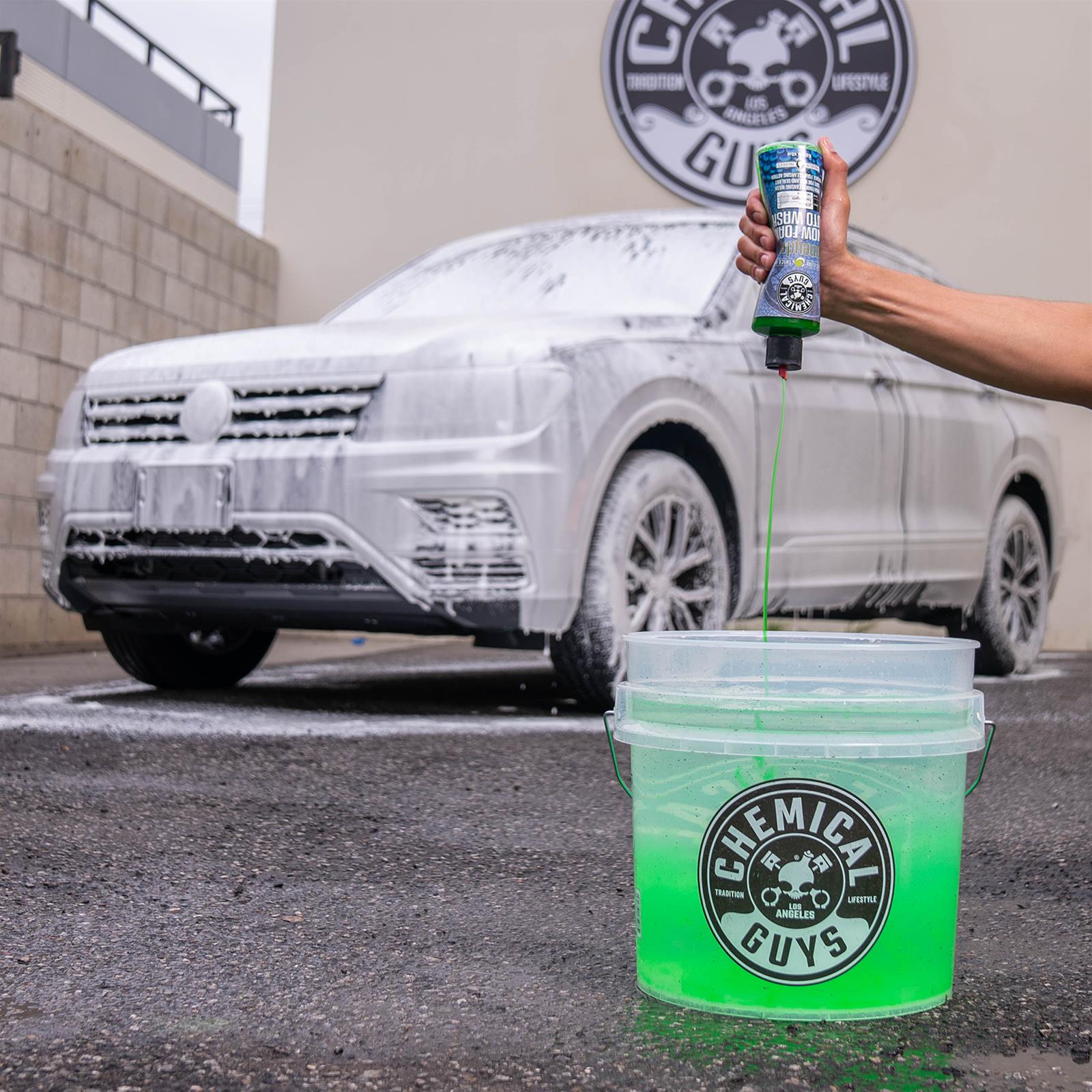 Chemical Guys - Heavy-Duty Ultra-Clear Detailing Buckets (ACC106